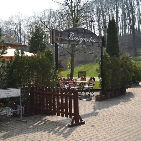 Elegant-Hotel "Zur Burg" Posterstein Exterior photo