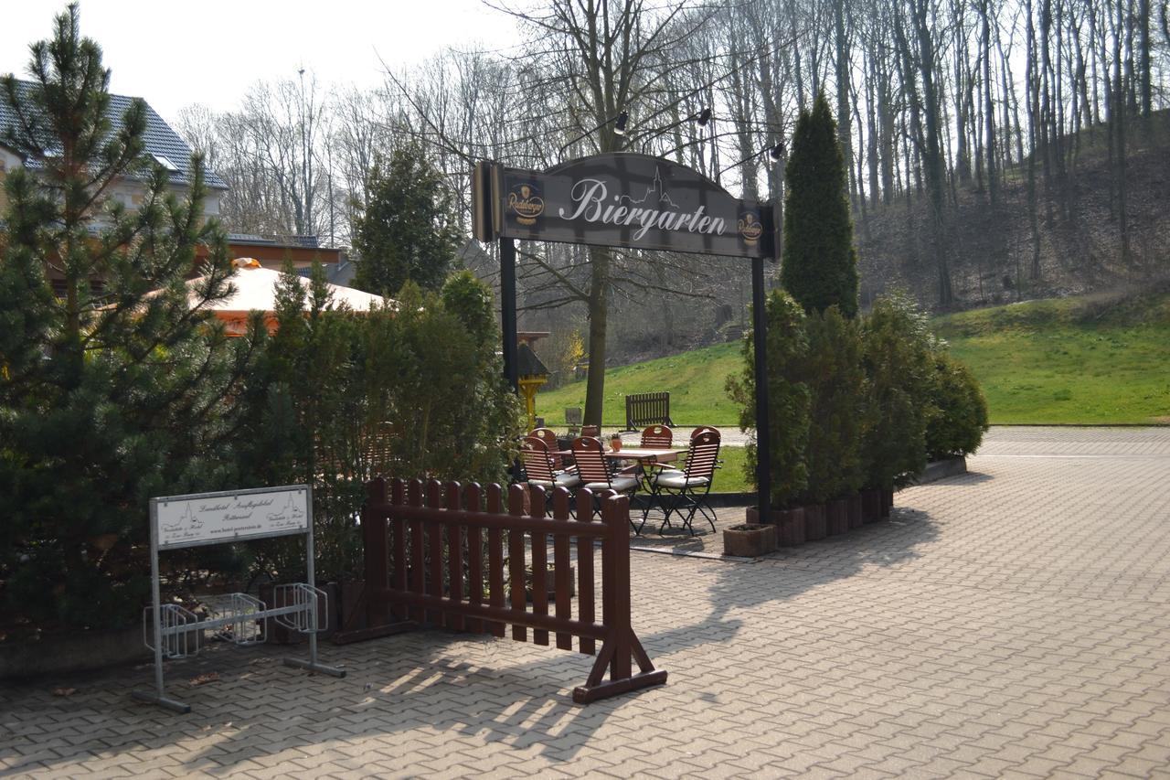 Elegant-Hotel "Zur Burg" Posterstein Exterior photo